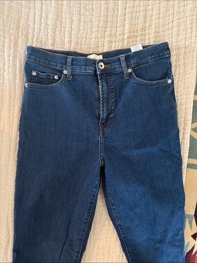 Everlane High Key Stove Pipe Jean